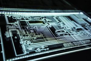 SpaceX华人女孩刷屏！没有硕博学位，6年从火箭小白到「猛禽」飞行操作员